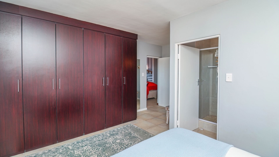 4 Bedroom Property for Sale in Jongensfontein Western Cape